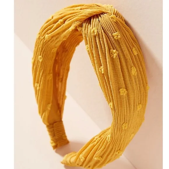 ✨ SALE Anthropologie Cheri Twist Headband - Picture 2 of 4